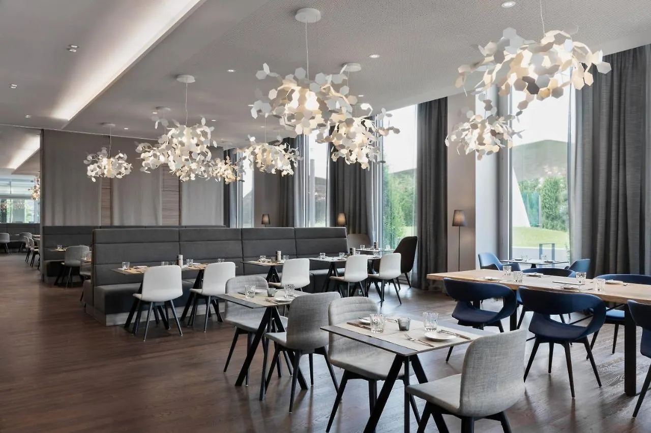 Hotel Courtyard By Marriott Munich Garching Garching bei München 4*,  Germania